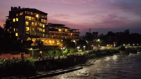 Front of property - evening/night
