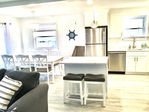 Open floor plan for entertaining