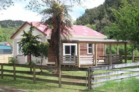 Whanga Bridge House