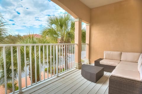 Private Balcony off of Bedroom!