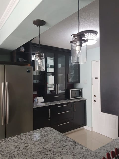 City Apartment, 2 Bedrooms | Private kitchen | Full-size fridge, microwave, oven, stovetop