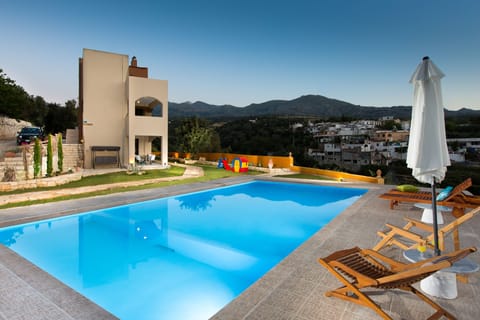 Beautiful location in a picturesque village, ideal for walks and relax!
