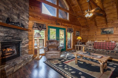 Open Living Room, Gas Burning Fireplace, 52" 'Flatscreen TV, DVD Library