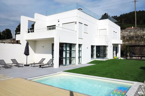 Modern villa with a fantastic sea views and swimming pool 