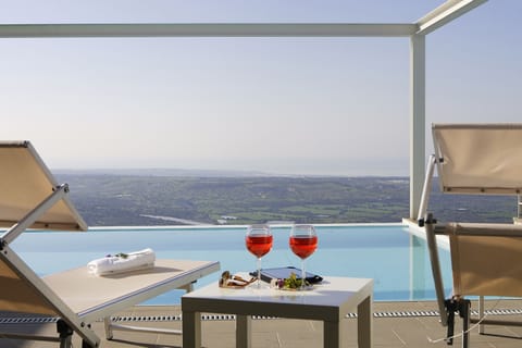 Fly Home Sicily - Villa Afrodite with scenic pool and jawdropping views - Ragusa
