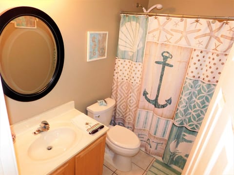 1st Floor Full Bathroom