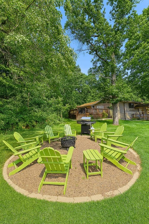 Relaxing Fire Pit | Grill | Adirondack Chairs