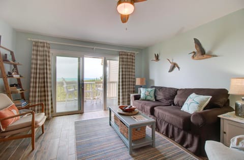 Welcome to Charlie's Casa by KEES Vacations!