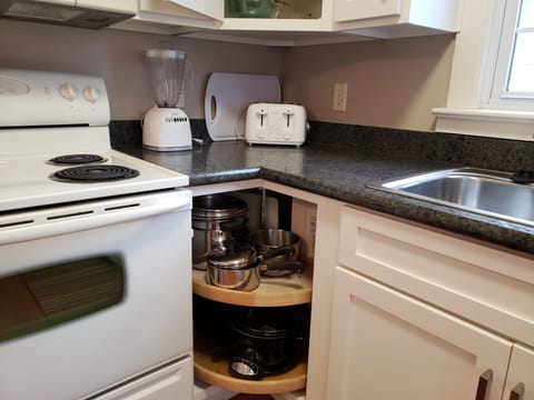 Cookware, electric griddle, crock pot, blender and toaster