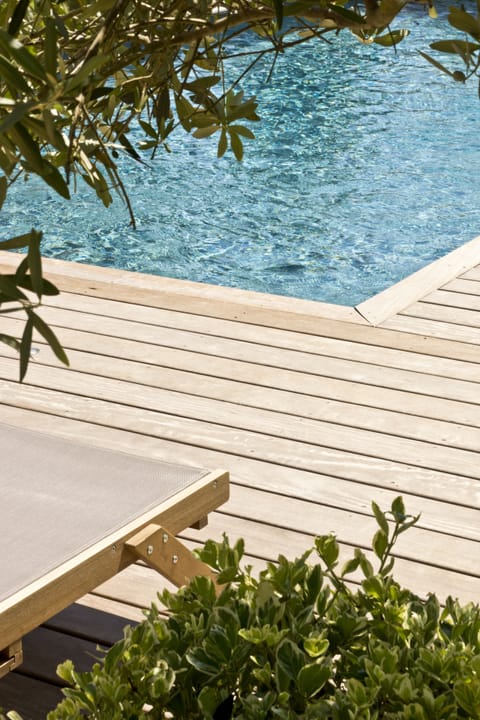 Sundeck