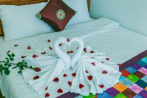 Deluxe Triple Room | Blackout drapes, soundproofing, WiFi (free), individually decorated