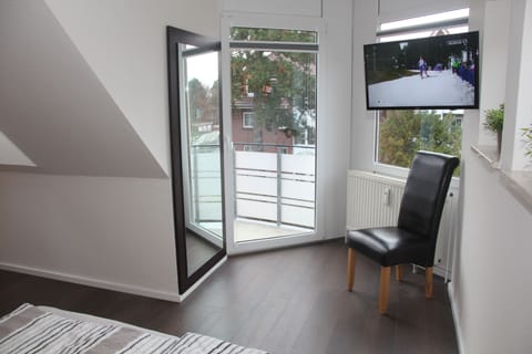 Apartment (incl. end cleaning fee €91) | Living area | Smart TV