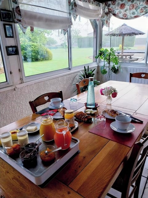 Daily continental breakfast for a fee