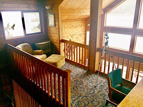 Snuggle up in the top floor sitting area with a great book. Great spot to relax.