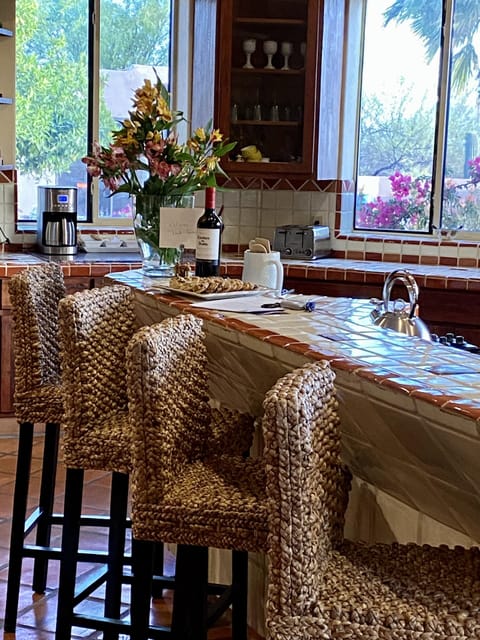 Island bar for conversations