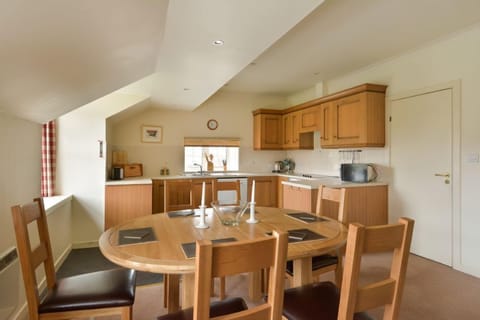 Upper Cooperage Dining Area & Kitchen