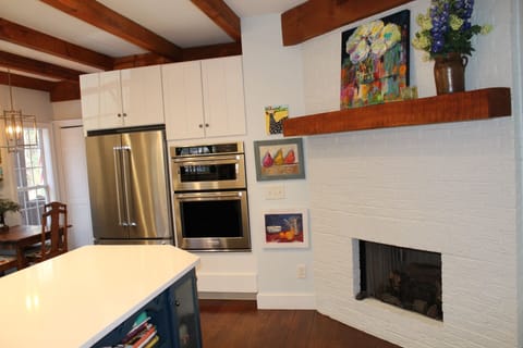 Another kitchen view. We have plenty of plates, glasses and appliances
