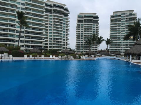 Gorgeous Infinity pool 