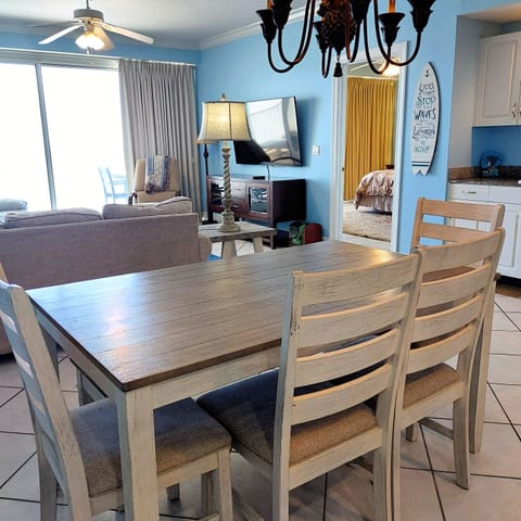 Kitchen/Dining Room View to Living Room