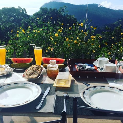 Standard Double Room | In-room dining