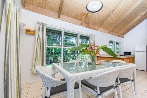 Villa, 2 Bedrooms | In-room dining