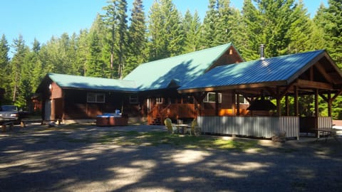 Back of Lodge