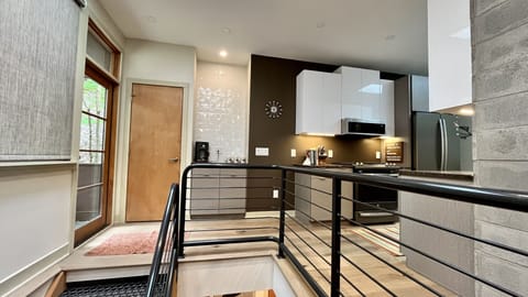 Coffee Bar and kitchen