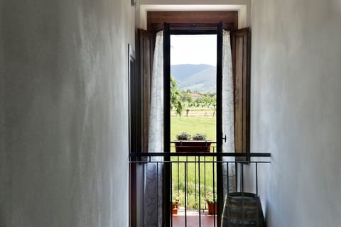 Property, Room, House, Window, Wall, Building, Architecture, Interior Design, Door, Real Estate