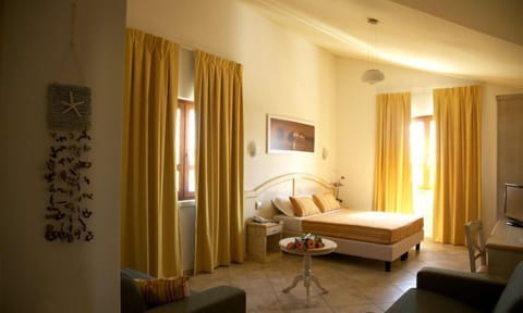 Superior Double Room | In-room safe, individually decorated, individually furnished, desk