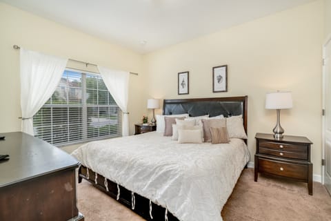 8944CubanPalmRd_11