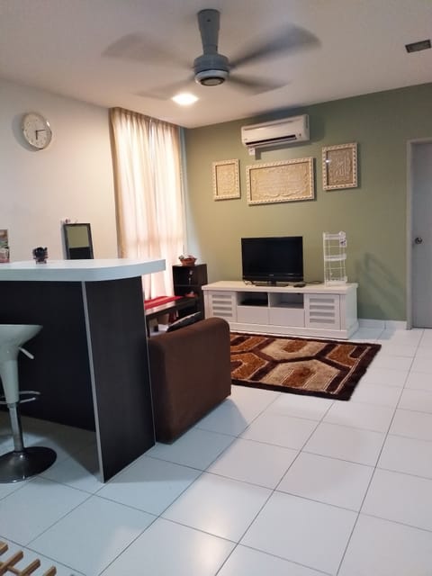 Family Apartment, 1 Bedroom | Living room | LCD TV, DVD player