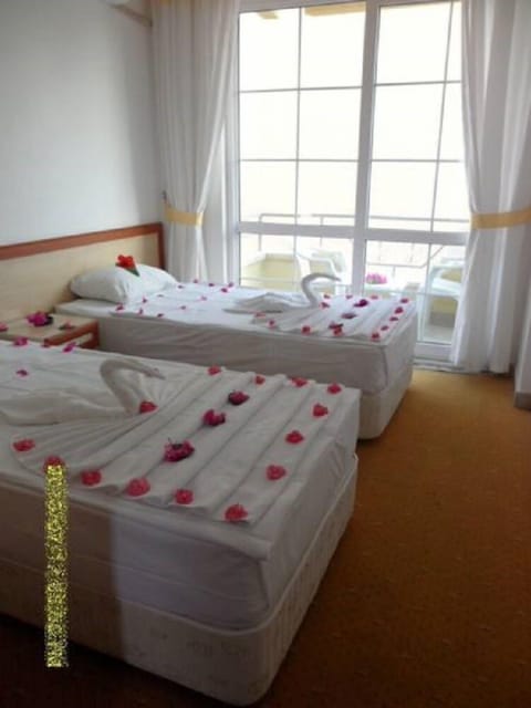 Standard Room | Desk, free WiFi