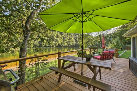 Cotter Vacation Rental | 2BR | 1.5BA | Step-Free Entry | 800 Sq Ft