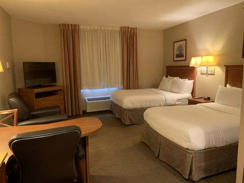 In-room safe, desk, soundproofing, iron/ironing board