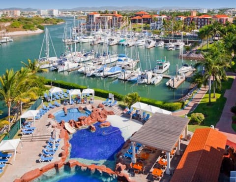 Spend a fun and festive Thankgiving being pampered at El Cid Marina Beach Resort