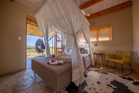 Luxury Villa | Premium bedding, Select Comfort beds, in-room safe