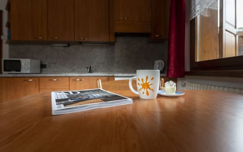 Apartment, 1 Bedroom (Casa Brunnlein 2 ) | Private kitchen | Fridge, microwave, coffee/tea maker, electric kettle