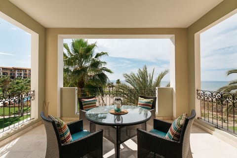 Balcony with dinner table