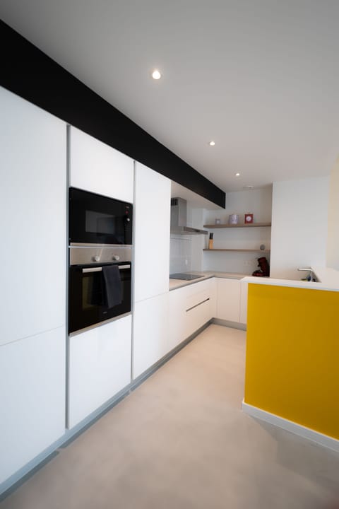 Superior Apartment, 1 Bedroom, Non Smoking | Private kitchen | Shared fridge, microwave