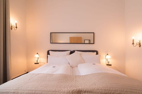 Double Room | Hypo-allergenic bedding, down comforters, minibar, in-room safe