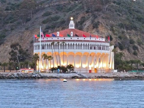 World Famous Avalon Casino