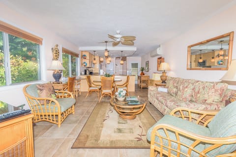 Kahana Sunset D11 - Living Room