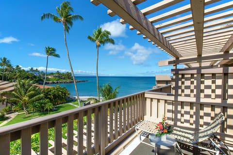 Kahana Sunset B3 -Upstairs Lanai View