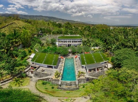 Entire property is exclusively yours!