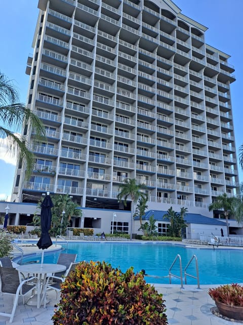 Lovely pool Rear of Tower 1
Heated from October to April