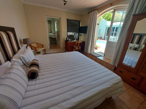 Deluxe Double Room, Ensuite | Premium bedding, desk, free WiFi, bed sheets