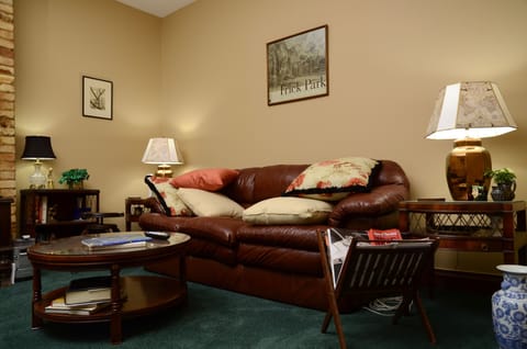 Virtual tour at danzak.net