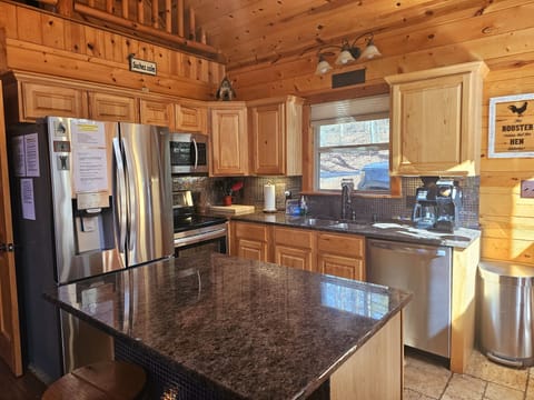 Kitchen- Drip & Keurig Combo