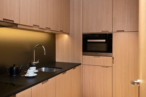 Serenity Suite | Living area | Smart TV, iPod dock, MP3 dock