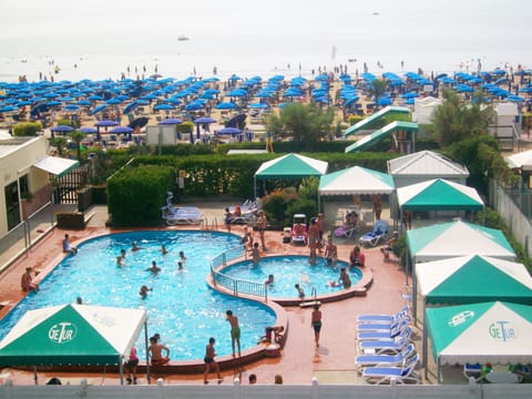 Seasonal outdoor pool